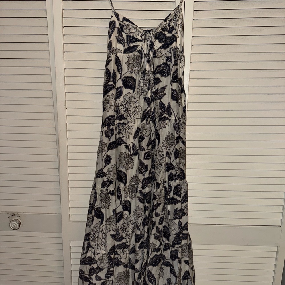 Vineyard Vines Black and White Leaf Print Maxi Dress
